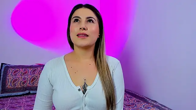 amelie collins online show from 18, 3, 2025