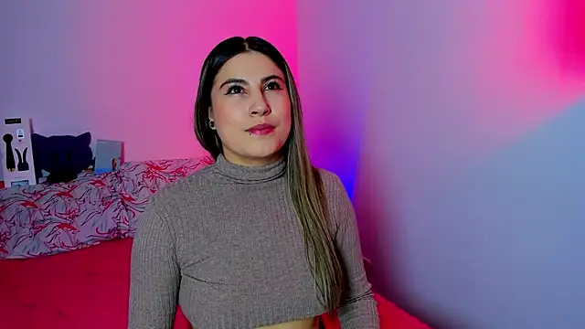 amelie collins online show from 5, 3, 2025