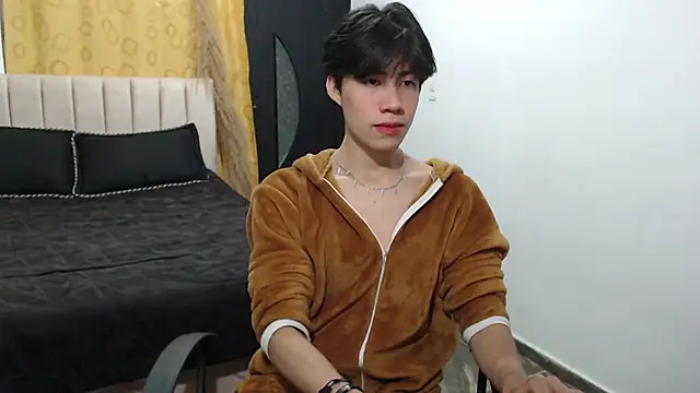 Snapshot of Elio-cam chatting on 6, 12, 2024 Elio-cam online show from 6, 12, 2024