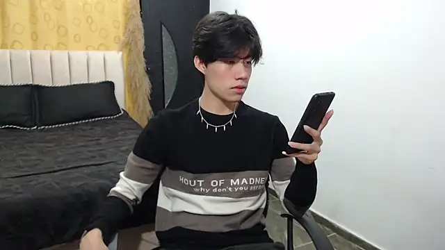 Snapshot of Elio-cam chatting on 7, 12, 2024 Elio-cam online show from 7, 12, 2024
