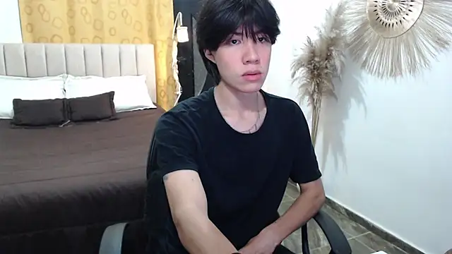 Elio-cam online show from 11, 11, 2025