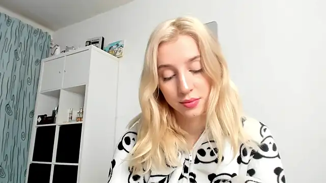 KenzieDawton online show from 27, 11, 2025