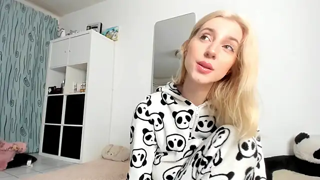 KenzieDawton online show from 26, 11, 2025