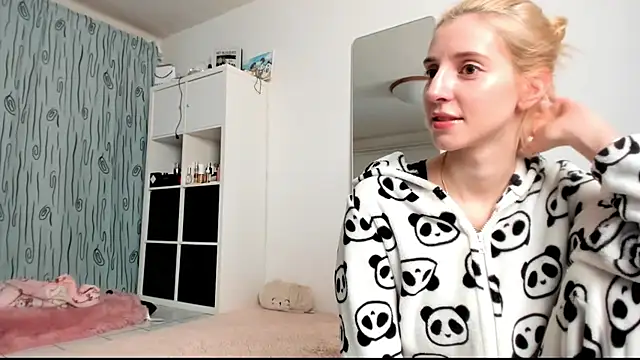 KenzieDawton online show from 11, 1, 2025