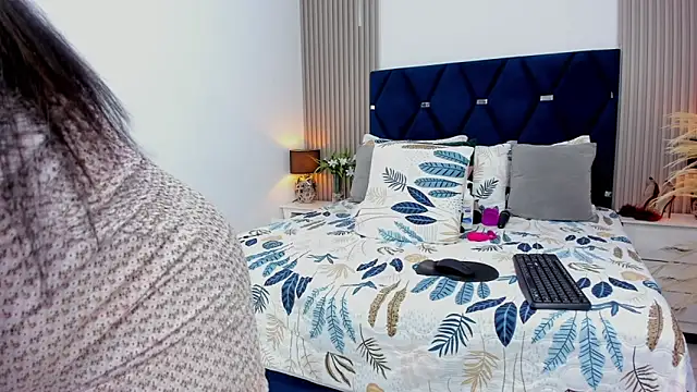 gabytyara2 online show from 9, 3, 2026