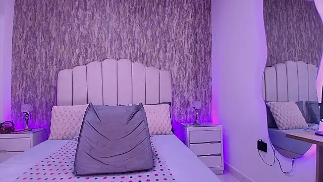 raven lilith  online show from 19, 3, 2026