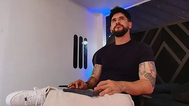 Petesevans online show from 2, 4, 2026