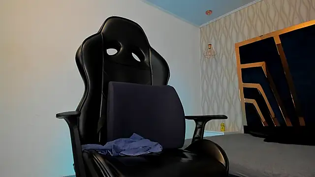 Petesevans online show from 5, 12, 2025