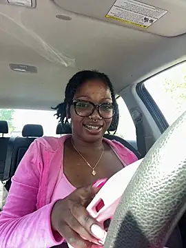 mochamimi online show from 18, 4, 2026