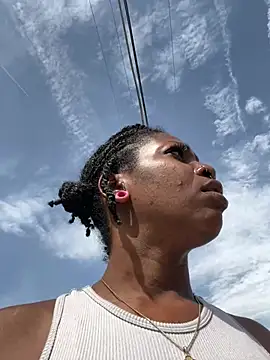 mochamimi online show from 15, 4, 2026