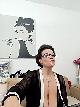 Snapshot of RebeccaNoble chatting on 7, 1, 2026 RebeccaNoble online show from 7, 1, 2026