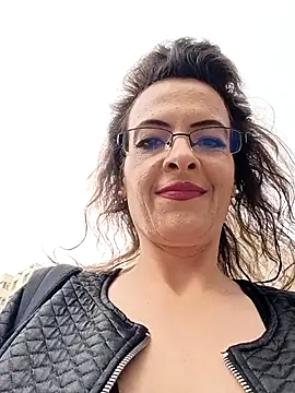 RebeccaNoble online show from 18, 4, 2026