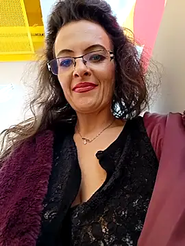 RebeccaNoble online show from 8, 11, 2025