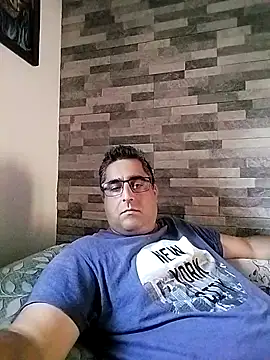 ADRIAN ADI40 online show from 5, 5, 2026