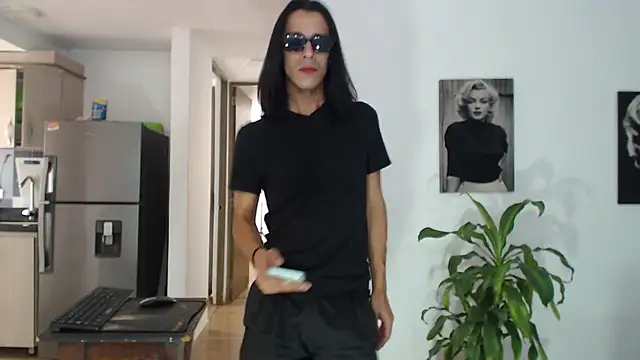 Snapshot of Ferotica_mistress chatting on 7, 5, 2026 Ferotica mistress online show from 7, 5, 2026