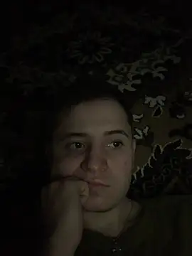 Snapshot of sweaticeboy chatting on 22, 12, 2024 sweaticeboy online show from 22, 12, 2024