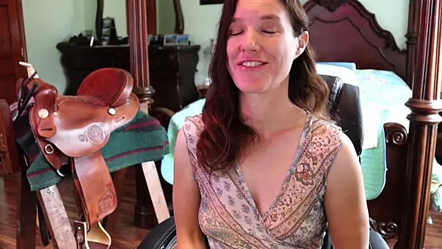 thornburyrose online show from 27, 11, 2025