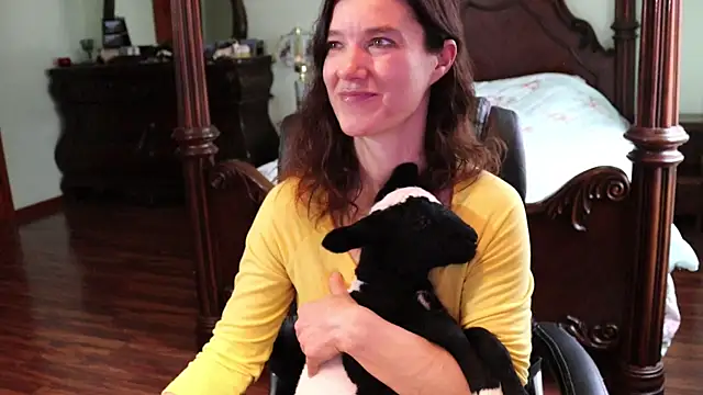 Snapshot of thornburyrose chatting on 3, 3, 2025 thornburyrose online show from 3, 3, 2025