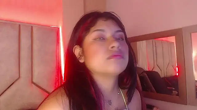 ChantalPetit online show from 20, 7, 2026