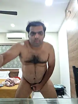 kaustubh45 online show from 31, 12, 2024