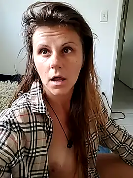 Snapshot of Scarlettishere chatting on 5, 6, 2026 Scarlettishere online show from 5, 6, 2026