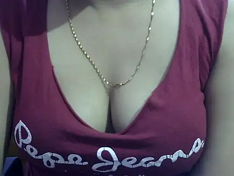 Snapshot of Your_wild_Dia chatting on 9, 7, 2026 Your wild Dia online show from 9, 7, 2026