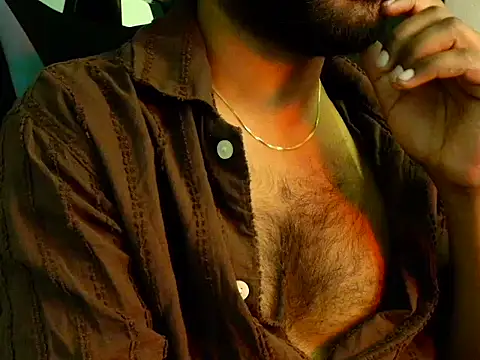 Snapshot of SHENOY3 chatting on 18, 5, 2026 SHENOY3 online show from 18, 5, 2026