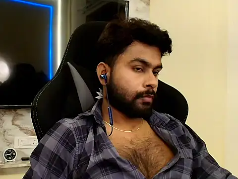 Snapshot of SHENOY3 chatting on 5, 6, 2026 SHENOY3 online show from 5, 6, 2026