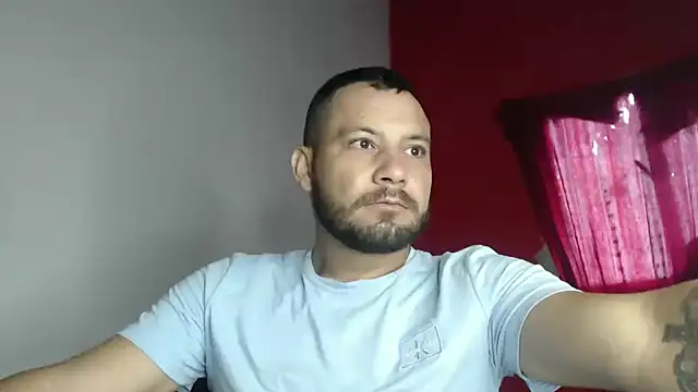 Snapshot of body_x29 chatting on 9, 3, 2025 body x29 online show from 9, 3, 2025