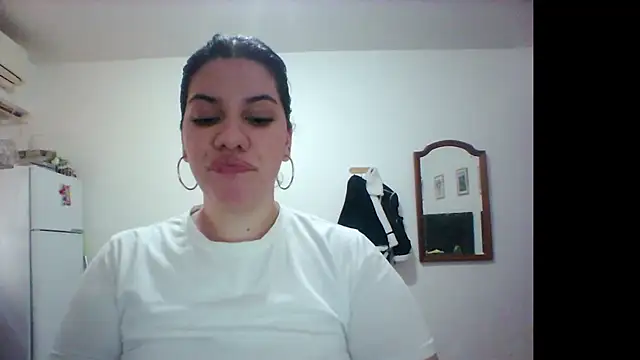 Snapshot of Janefruti chatting on 3, 6, 2026 Janefruti online show from 3, 6, 2026