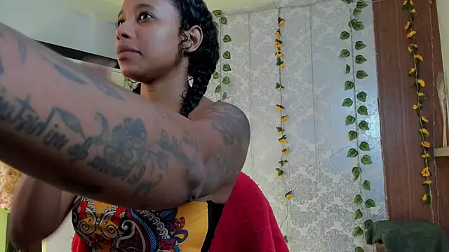 kelly thomson online show from 26, 2, 2026