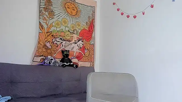 Snapshot of kiaraglam2 chatting on 31, 10, 2025 kiaraglam2 online show from 31, 10, 2025