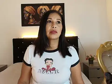 Snapshot of Shanon_mature chatting on 4, 6, 2026 Shanon mature online show from 4, 6, 2026