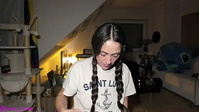 tinny williams online show from 15, 10, 2025