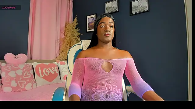 SammyGirlTS online show from 30, 6, 2026