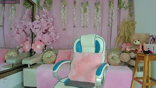 SammyGirlTS online show from 30, 10, 2025