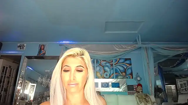 ADRIANNA FOX online show from 11, 3, 2025