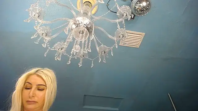 ADRIANNA FOX online show from 10, 5, 2026