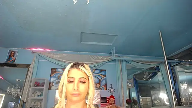 ADRIANNA FOX online show from 10, 1, 2026