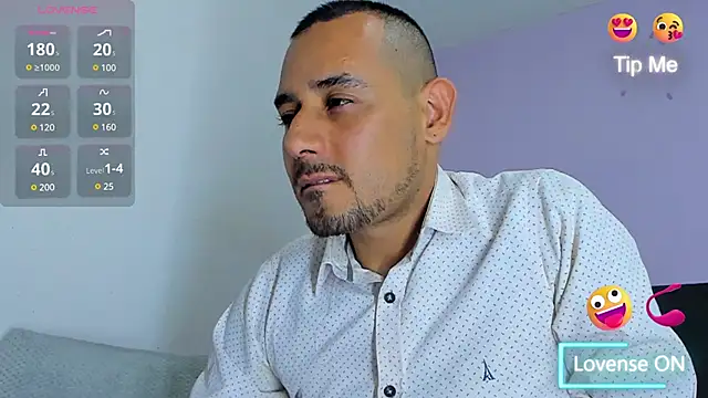 jhonyalzate2 online show from 16, 1, 2025