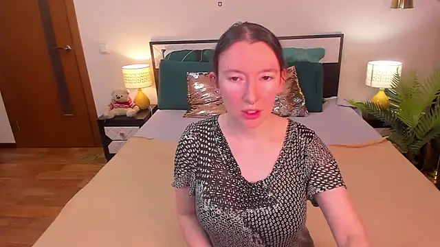 Snapshot of CatherineWalls chatting on 13, 3, 2026 CatherineWalls online show from 13, 3, 2026