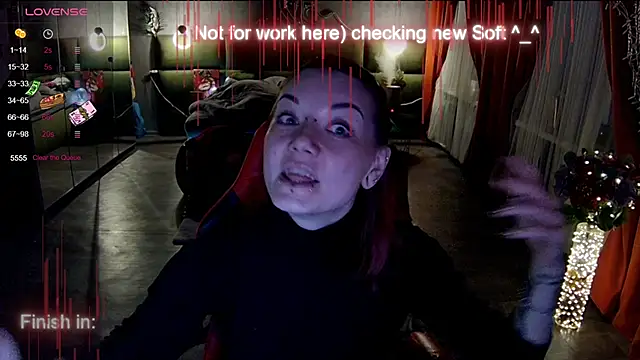 MaxPhoenixx online show from 1, 12, 2025