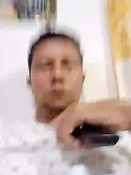 Lachuchaenlacara1988 online show from 1, 2, 2025