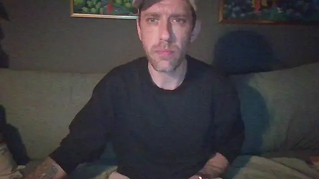 Snapshot of Stock-Holmes chatting on 3, 10, 2025 Stock-Holmes online show from 3, 10, 2025