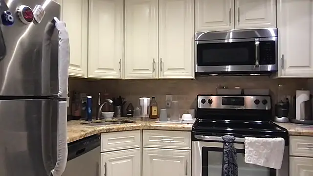 BigGuyMuscle online show from 4, 2, 2026