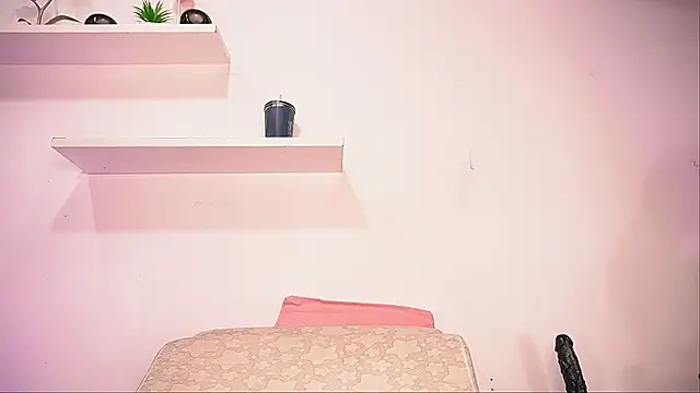 Snapshot of alexaa_walker chatting on 24, 9, 2025 alexaa walker online show from 24, 9, 2025