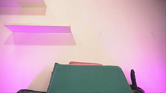 Snapshot of alexaa_walker chatting on 12, 9, 2025 alexaa walker online show from 12, 9, 2025