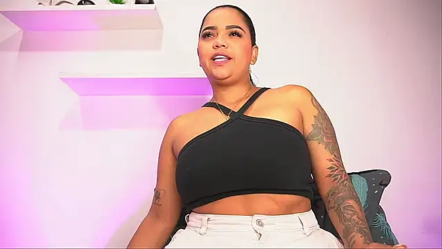Snapshot of alexaa_walker chatting on 13, 9, 2025 alexaa walker online show from 13, 9, 2025