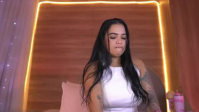 alexaa walker online show from 4, 6, 2026