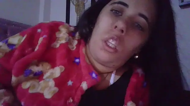 Snapshot of annarose19 chatting on 7, 3, 2025 annarose19 online show from 7, 3, 2025